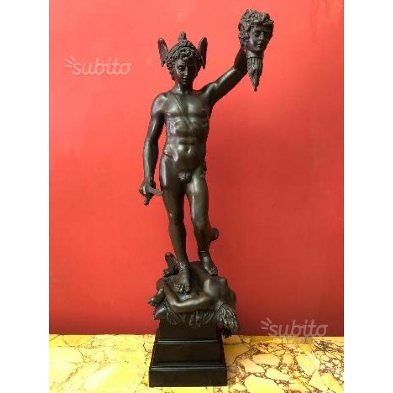 Statuetta soggetto mitologico